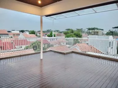 Hero Slide