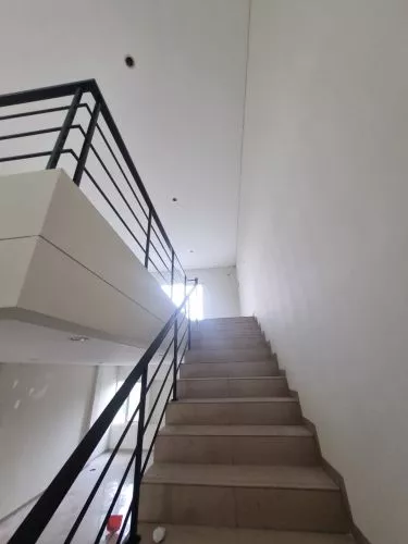 Hero Slide