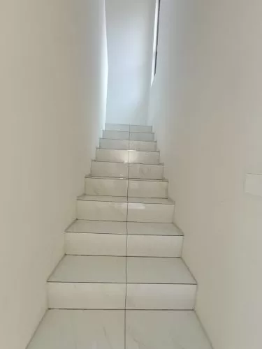 Hero Slide