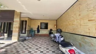 Hero Slide