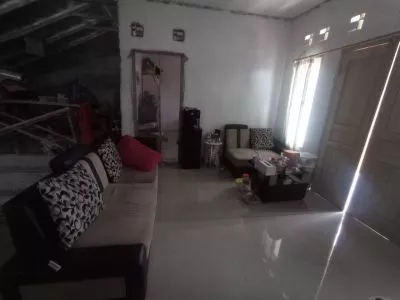 Rumah 2 Lantai di Komplek Seke Peer Indah Bandung