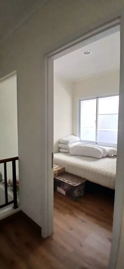Hero Slide