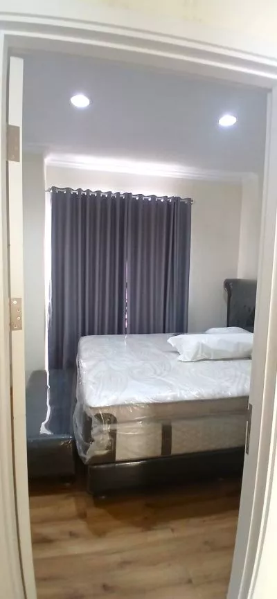 Hero Slide