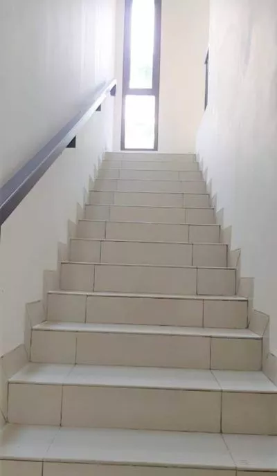 Hero Slide