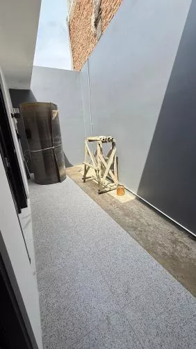 Hero Slide