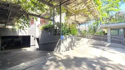 Hero Slide