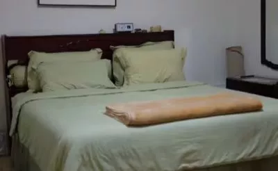 Hero Slide