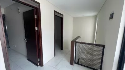 Hero Slide