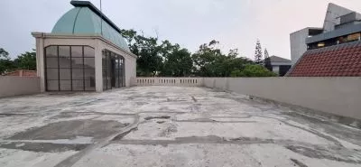 Hero Slide