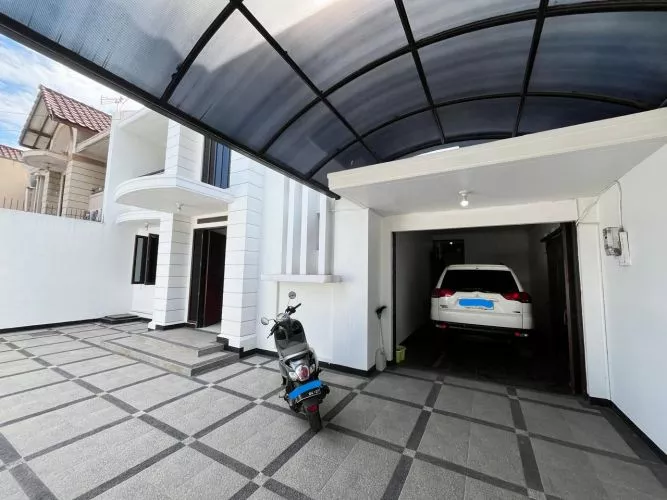 Rumah di Mekar Wangi Cocok Untuk Hunian Maupun Komersil 