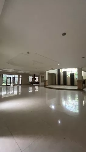 Rumah Megah dan Luas 2 Lantai di Sayap Riau