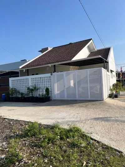 Rumah Dijual di Taman Cibaduyut Indah 3  Cluster Baru Bangunan Baru Masih Sangat Terawat