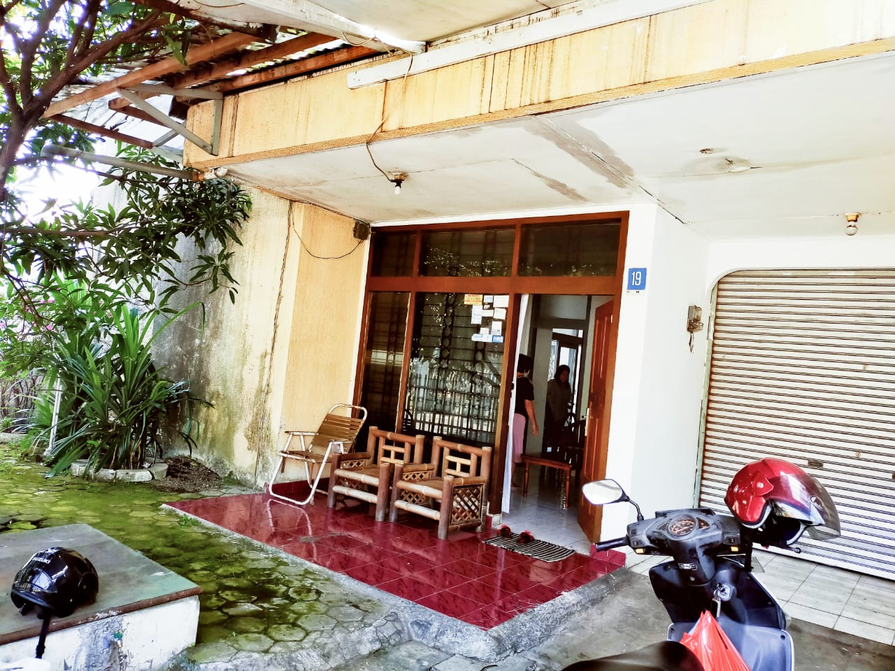 Rumah Terawat Lokasi Strategi dekat Terminal Leuwi Panjang